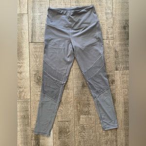 Victoria’s Secret SPORT Grey Knockout Leggings